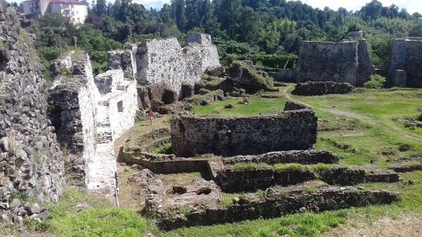 Развалины крепости Петра - Sputnik Грузия