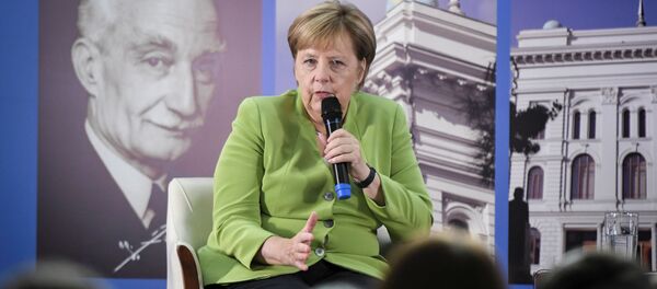 Канцлер Германии Ангела Меркель во время визита в Грузию Канцлер Германии Ангела Меркель во время визита в Грузию - Sputnik Грузия