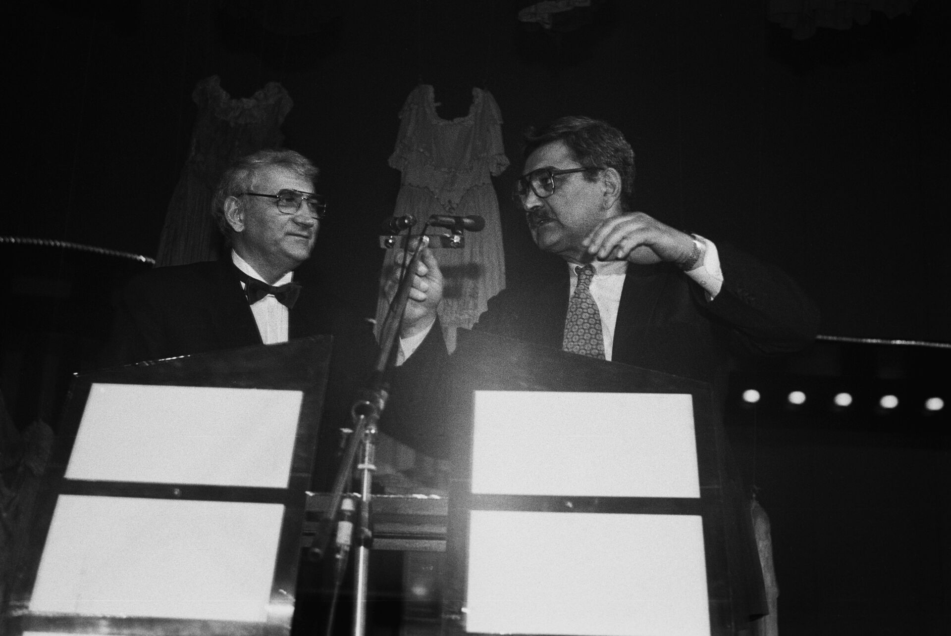 Кинорежиссеры, братья Эльдар (слева) и Георгий Шенгелая - Sputnik საქართველო, 1920, 21.05.2022