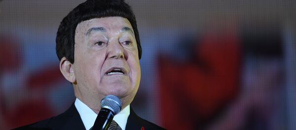Депутат Государственной Думы РФ, певец Иосиф Кобзон Депутат Государственной Думы РФ, певец Иосиф Кобзон - Sputnik Грузия