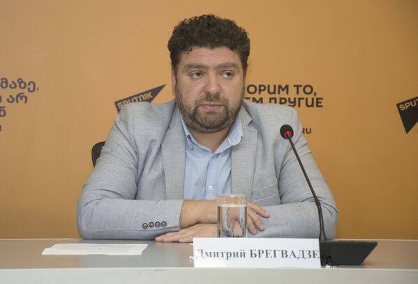 Заместитель руководителя Центра правовой защиты Дмитрий Брегвадзе - Sputnik Грузия