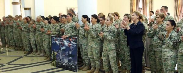 Министр обороны поздравил военных с День грузинского миротворца Министр обороны поздравил военных с День грузинского миротворца - Sputnik Грузия