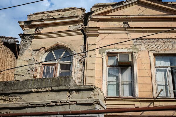 Ария о разрушающемся Тифлисе: дом, где жил Чайковский - Sputnik Грузия