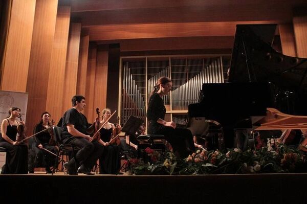 22 წლის წარმატებული ქართველი პიანისტი, რომელსაც ბავშვობაში ფიზიკოსობა სურდა 22 წლის წარმატებული ქართველი პიანისტი, რომელსაც ბავშვობაში ფიზიკოსობა სურდა - Sputnik საქართველო