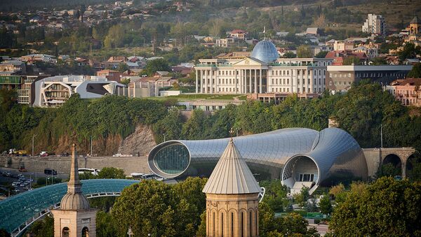 Президентский дворец в районе Авлабари - Sputnik Грузия