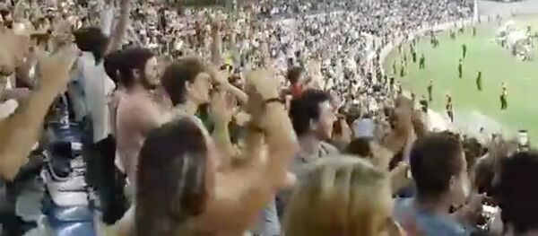 Грузинские болельщики с восторгом отреагировали на забитый пенальти в ворота сборной Латвии Грузинские болельщики с восторгом отреагировали на забитый пенальти в ворота сборной Латвии - Sputnik Грузия