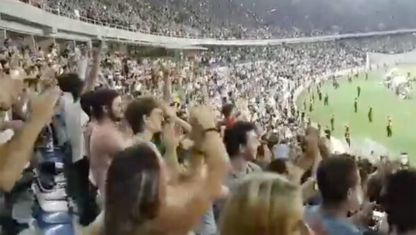 Грузинские болельщики с восторгом отреагировали на забитый пенальти в ворота сборной Латвии - Sputnik Грузия