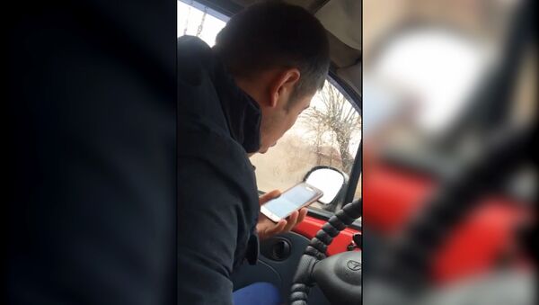 Окей, Гугу, гиде я?: водитель очень угарно просит Google о помощи – видео - Sputnik Грузия