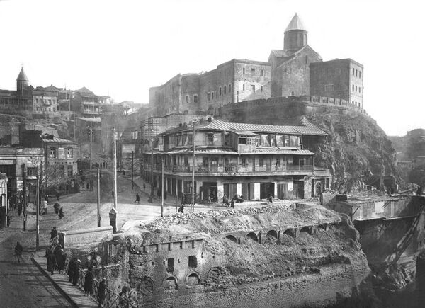 Нарушенная клятва великого Вахтанга Горгасали и спасение Метехского храма - Sputnik Грузия