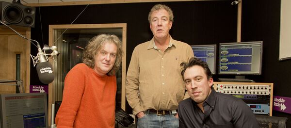 Джереми Кларксон, Джеймс Мэй и Кристиан О Коннел Джереми Кларксон, Джеймс Мэй и Кристиан О Коннел - Sputnik Грузия