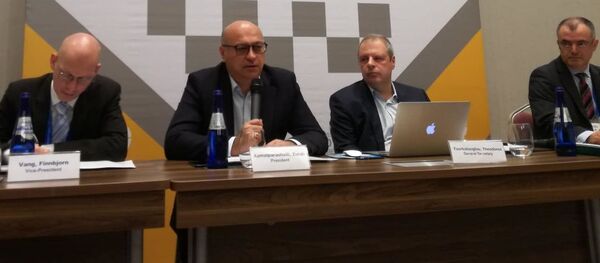 Зураб Азмайпарашвили Зураб Азмайпарашвили - Sputnik Грузия