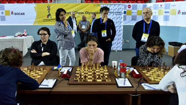 Первая женская сборная Грузии по шахматам на Всемирной шахматной олимпиаде в Батуми  - Sputnik Грузия