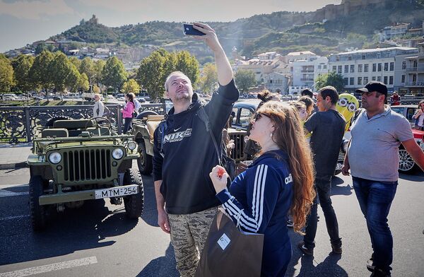 Тбилисоба – семейный праздник на улицах древнего города Тбилисоба – семейный праздник на улицах древнего города - Sputnik Грузия