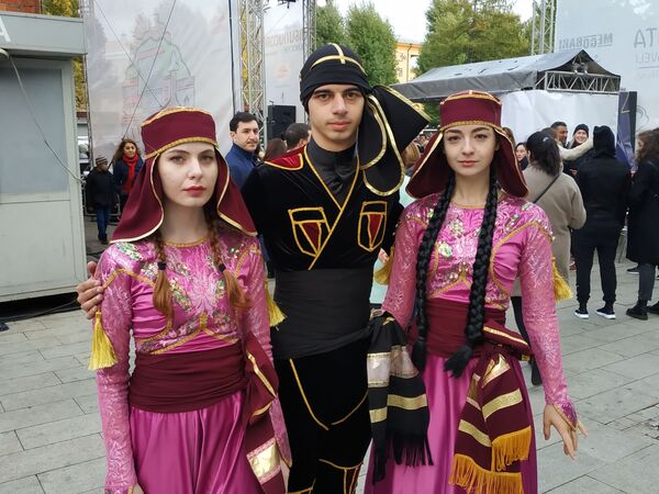 Самый главный праздник тбилисцев в Москве - Sputnik Грузия