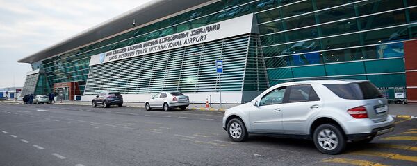 Тбилисский международный аэропорт - терминал отлета Тбилисский международный аэропорт - терминал отлета - Sputnik Грузия