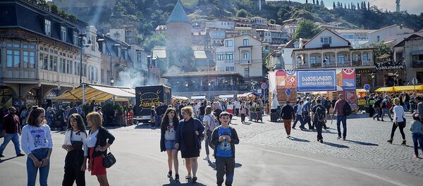 Район Кала убани и Мейдан в исторической части Тбилиси во время Тбилисоба - Sputnik Грузия