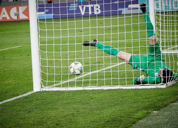 Третий забитый гол в ворота Андорры подтвердил однозначное превосходство сборной Грузии над соперником - Sputnik Грузия