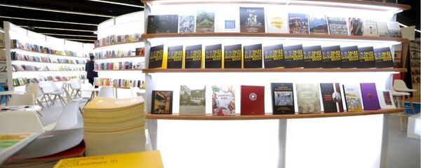 ქართული სტენდი ფრანკფურტის ბაზრობაზე ქართული სტენდი ფრანკფურტის ბაზრობაზე - Sputnik საქართველო