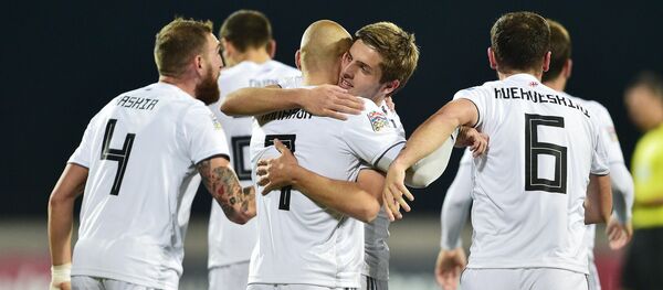 Матч сборных Грузии и Латвии в рамках Лиги наций УЕФА - грузинские футболисты радуются забитому голу - Sputnik Грузия