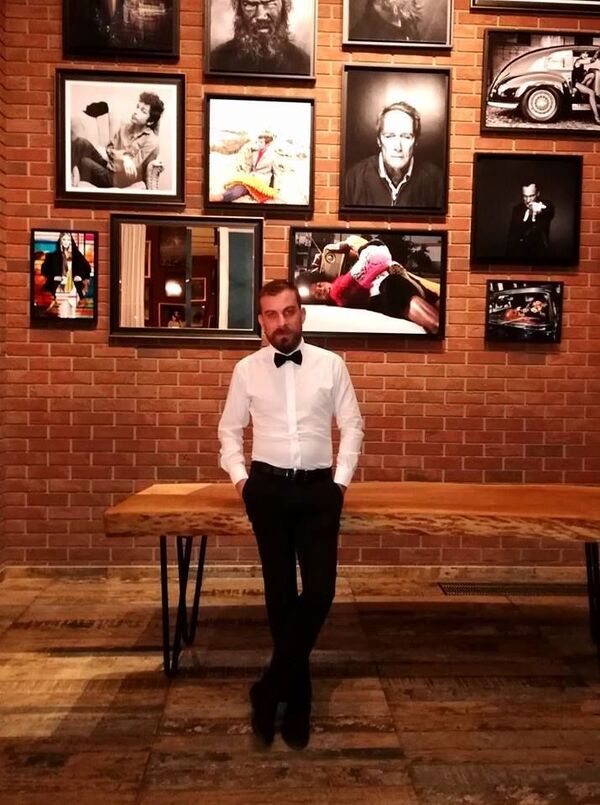 თავს დატეხილი სიყვარული – დედასთან ჩაწერილმა დუეტმა ორ დღეში 200 000 ნახვა დაიმსახურა თავს დატეხილი სიყვარული – დედასთან ჩაწერილმა დუეტმა ორ დღეში 200 000 ნახვა დაიმსახურა - Sputnik საქართველო