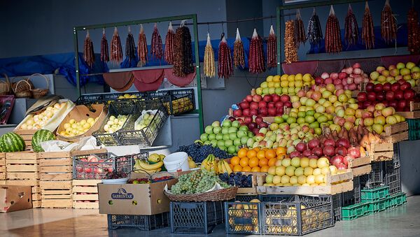 Торговля овощами и фруктами - Sputnik Грузия