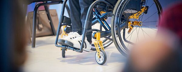 შშმ პირი ინვალიდის ეტლში შშმ პირი ინვალიდის ეტლში - Sputnik საქართველო