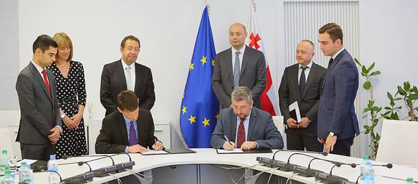 ნავთობკომპანია ExxonMobil-ი საქართველოს ნახშირწყალბადების რესურსების შესწავლას დაიწყებს
 ნავთობკომპანია ExxonMobil-ი საქართველოს ნახშირწყალბადების რესურსების შესწავლას დაიწყებს
 - Sputnik საქართველო