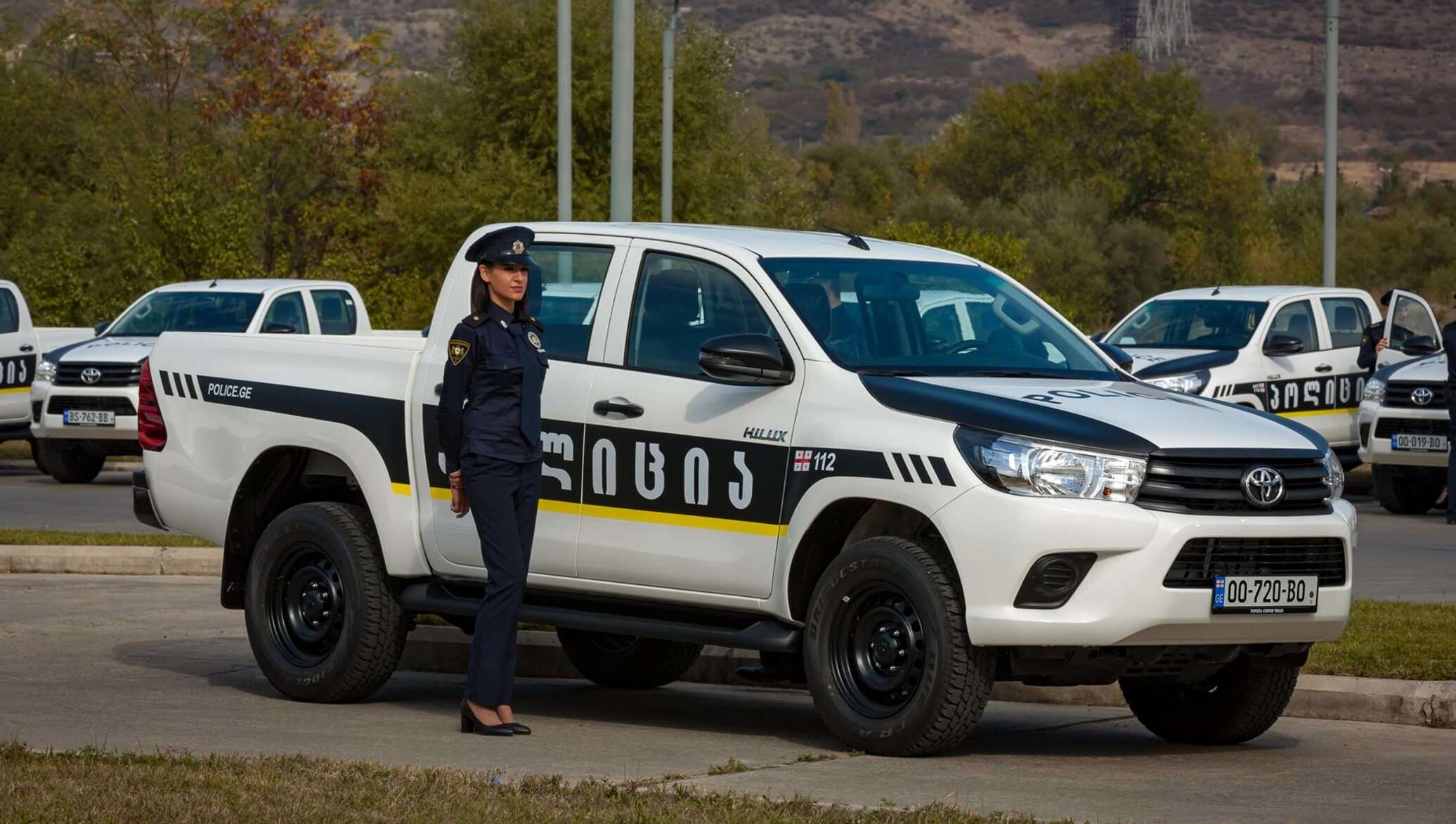 Машины в грузии. Georgian Police Грузинская полиция. Toyota Hilux Police. Тойота Хайлюкс полиция. Toyota Hilux Tbilisi.