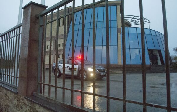 После проведенных оперативных работ полиция задержала подозреваемого - Sputnik Грузия