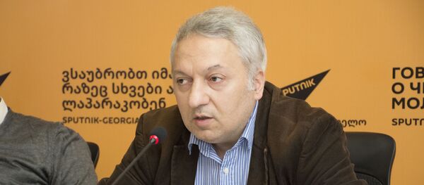 эксперт по международным вопросам - Васо КАПАНАДЗЕ - Sputnik Грузия