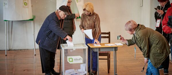 ამომრჩეველი საარჩევნო უბანზე - Sputnik საქართველო