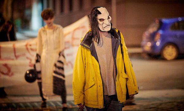 Шествие зомби по старому городу  - Sputnik Грузия