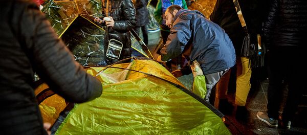 კარვების გაშლა პარლამენტთან - Sputnik საქართველო