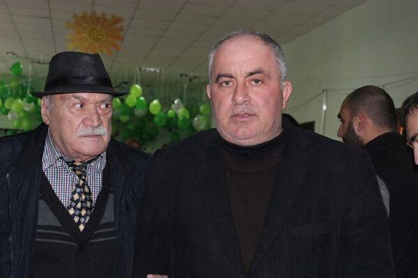 როცა პატარაკაცობის უფლება არ გაქვს – რაჭველების საყვარელი მგოსანი და ციხეში დაწერილი ლექსი როცა პატარაკაცობის უფლება არ გაქვს – რაჭველების საყვარელი მგოსანი და ციხეში დაწერილი ლექსი - Sputnik საქართველო