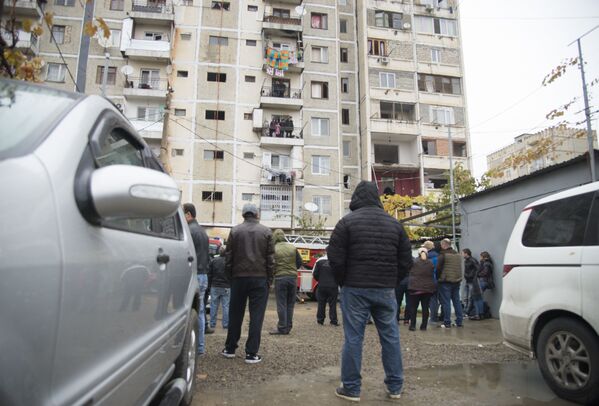 Жителей многоквартирного дома в районе Поничала в Тбилиси эвакуировали после взрыва - Sputnik Грузия