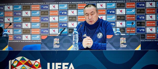 Станимир Стоилов на пресс-конференции - Sputnik Грузия