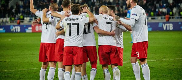 Матч между сборными Грузии и Казахстана по футболу в рамках Лиги наций УЕФА - грузинские футболисты радуются победе - Sputnik Грузия