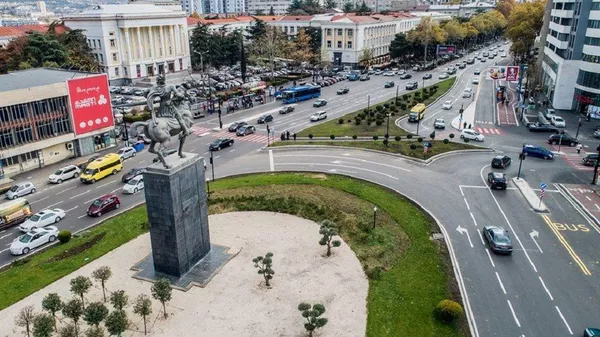 Площадь Саакадзе в Тбилиси