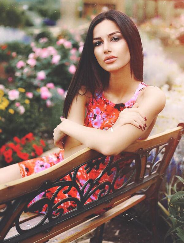 Miss Office და 25 ათასი დოლარი: ვინ არის ულამაზესი ლარა იანი Miss Office და 25 ათასი დოლარი: ვინ არის ულამაზესი ლარა იანი - Sputnik საქართველო