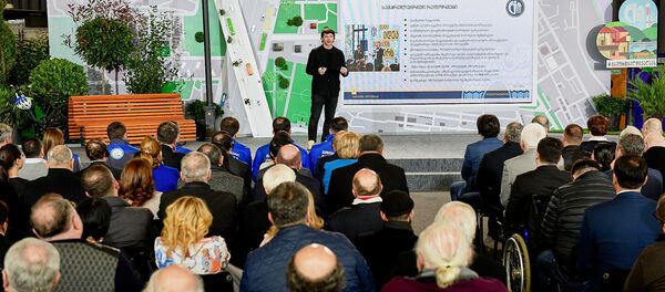 Каха Каладзе представляет план развития города на встрече с правительством Грузии - Sputnik Грузия