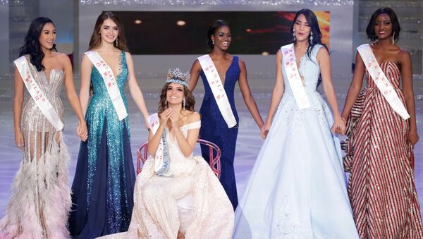 Мисс Мексика Ванесса Понс де Леон празднует победу в финале конкурса Мисс Мира-2018 в Китае - Sputnik Грузия