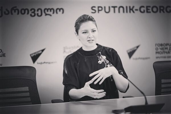 Ешь, молись, люби по-грузински, или Украина – женщина, Грузия – мужчина - Sputnik Грузия