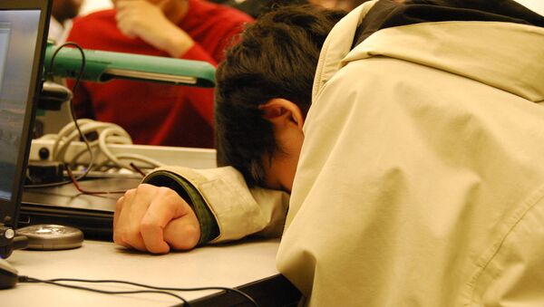 Спящий студент на лекции - Sputnik Грузия