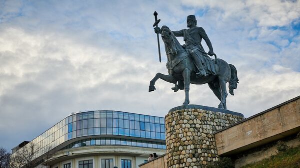 Памятник царю Ираклию Второму в городе Телави - Sputnik Грузия