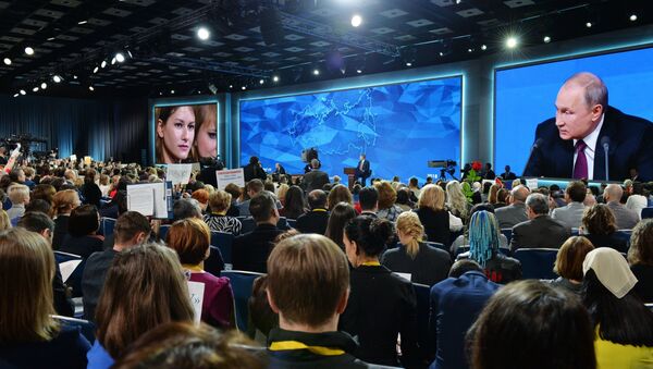 Прямая трансляция большой пресс-конференции Владимира Путина - Sputnik Грузия