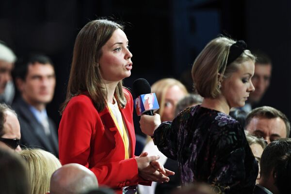 Свои вопросы на пресс-конференции задали не только федеральные СМИ, но и журналисты из регионов
 - Sputnik Грузия