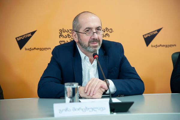 Мирцхулава: в Грузии могут появиться свой Пашинян или желтые жилеты - Sputnik Грузия