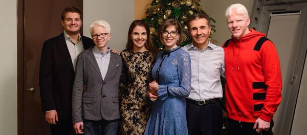 Семья Иванишвили - Sputnik Грузия