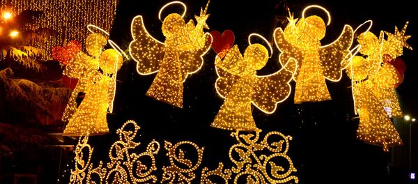 Новогодние украшения на улицах Тбилиси - Sputnik Грузия