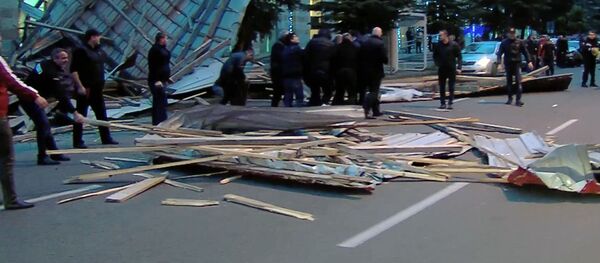 ქარიშხალი ბათუმში - ნგრევის კადრები ქარიშხალი ბათუმში - ნგრევის კადრები - Sputnik საქართველო